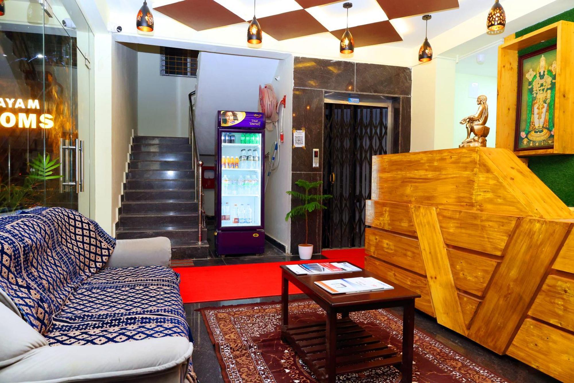 Sri Nilayam Inn Tirupati Exterior photo